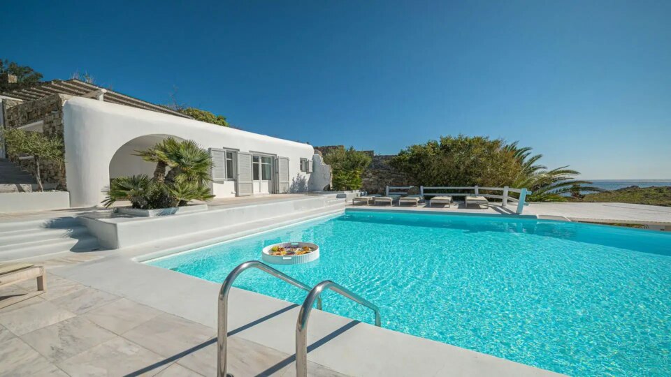 Villa for Rent in Aleomandra Mykonos Villa Ariel