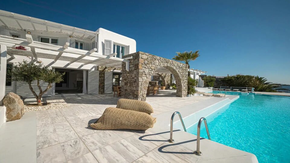 Villa for rent in Aleomandra Mykonos Villa Ariel