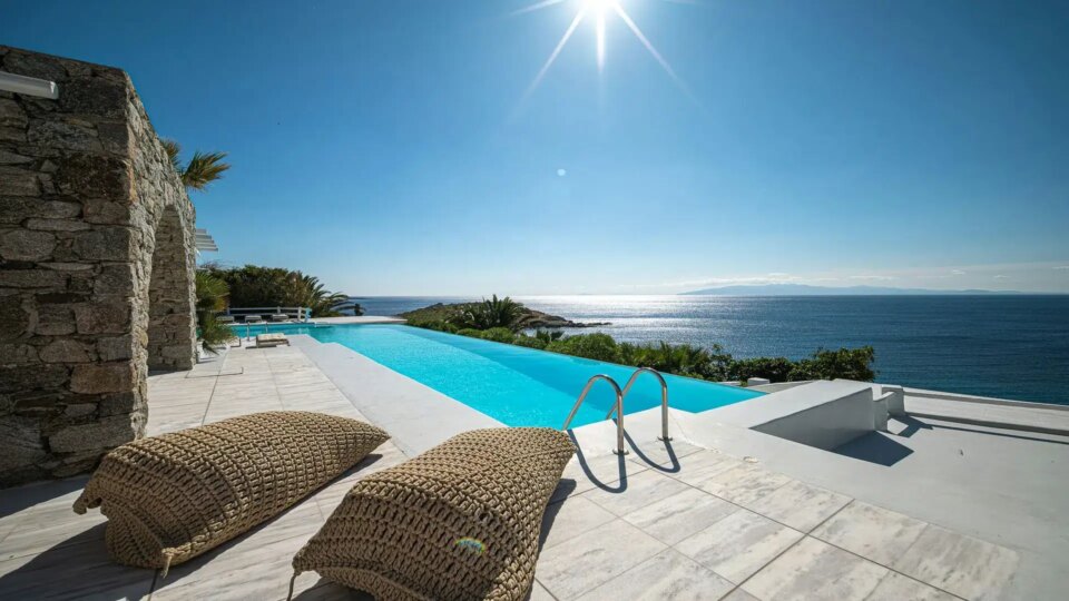 Villa for Rent in Aleomandra Mykonos Villa Ariel