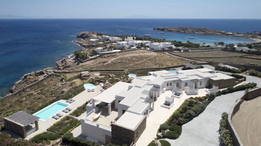 Villa for Rent in Paranga Mykonos-Villa Extravaganza