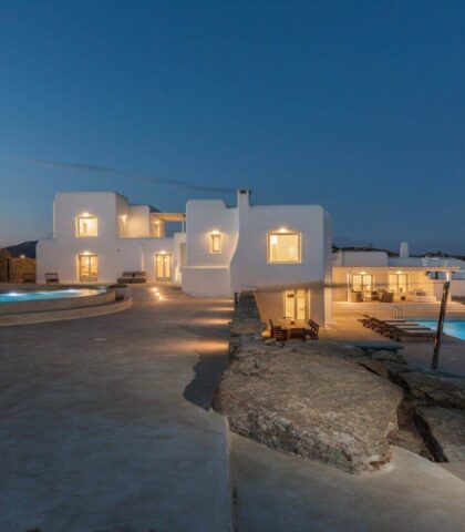 A Comprehensive Mykonos Accommodation Guide