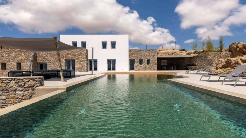 Villa for Rent in Agrari Mykonos-Villa Pietra