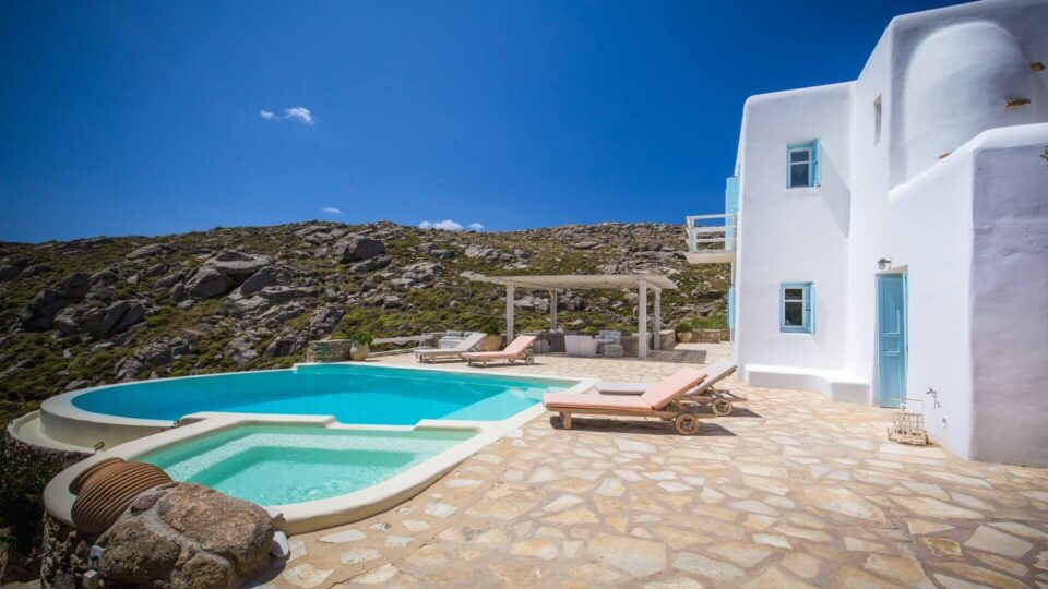 Villas for Rent in Agrari Mykonos-Villa Adrenaline