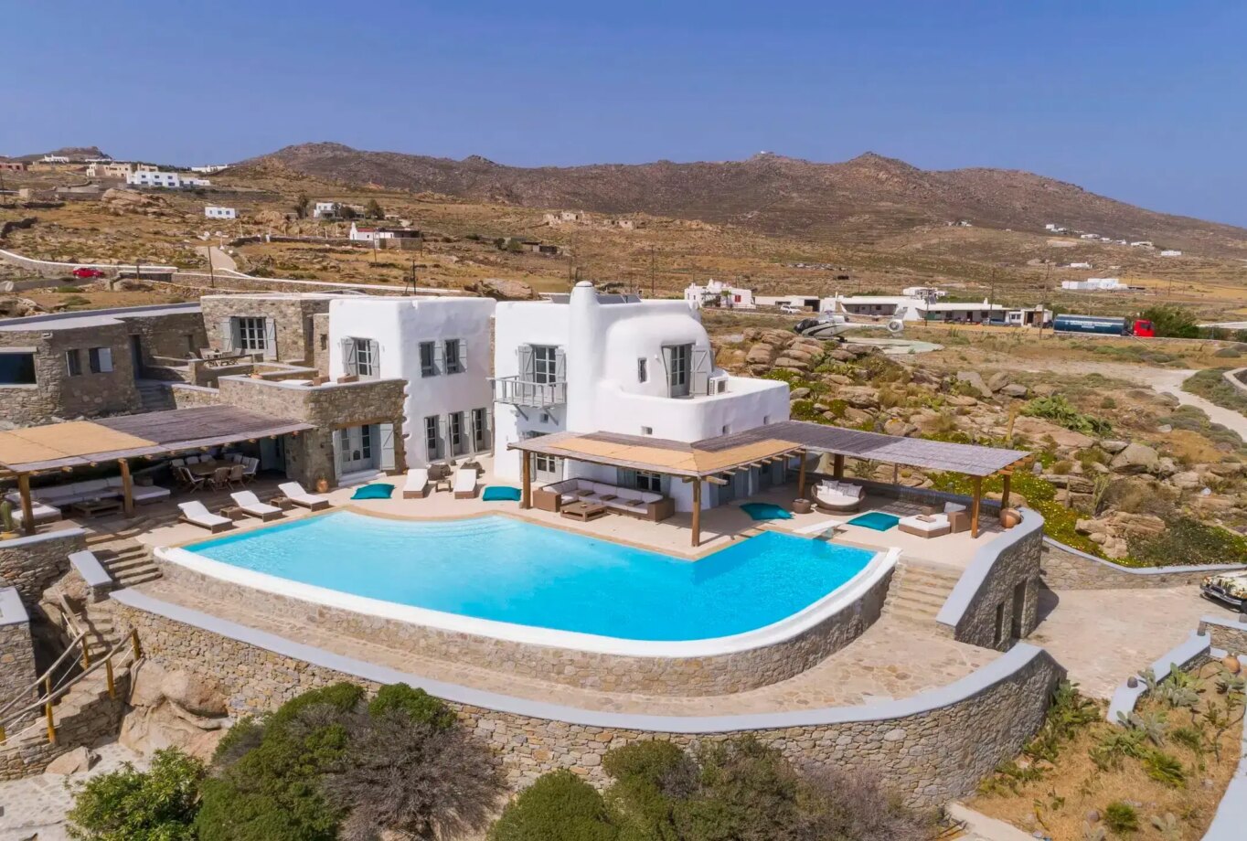 Villa for Rent in Tourlos Mykonos-Villa Beauty