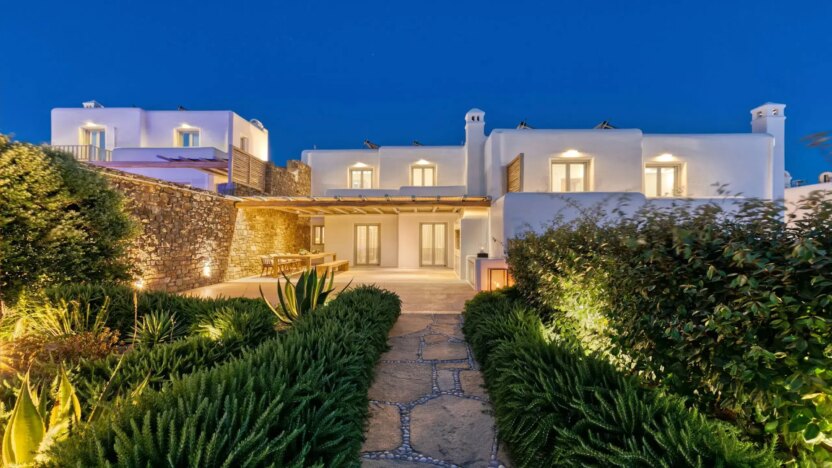 Villa for Rent in Agia Sophia Mykonos-Villa Ginza