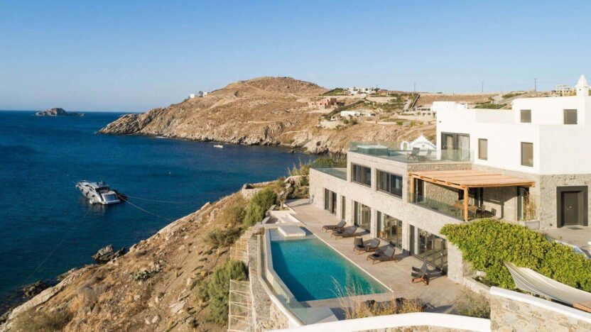 Villa for Rent in Aleomandra Mykonos-Villa Camouflage