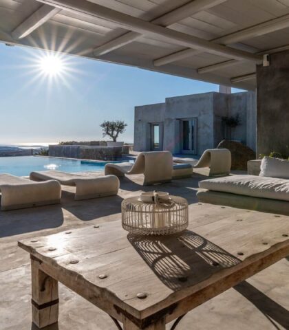 3 Incredibly Spellbinding Mykonos Villas – Luxury & Finesse Meet Traditional Cycladic Architecture