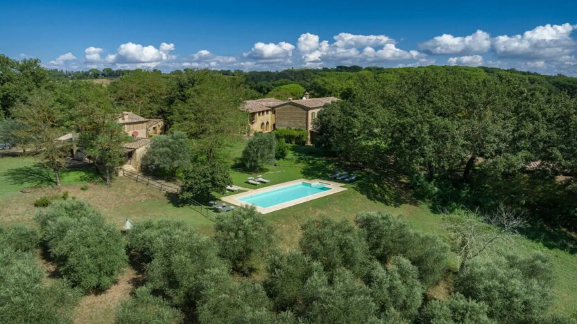 Villas for Rent in Buonconvento Valdorcia Tuscany-Borgo Castelrotto