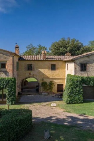 Tuscany Villas for Large Groups - Kinglike Concierge