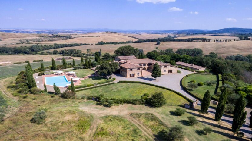 Villas for Rent in Trequanda Val d' Orcia Tuscany-Villa Boscarello