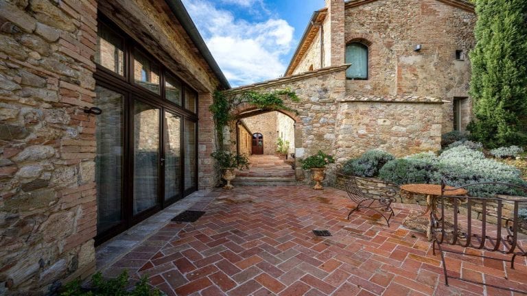 Casale Pulcinello Casole d'Elsa Siena Tuscany