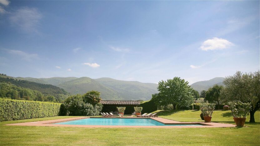 Villas for Rent in Capannori Lucca Tuscany-Casale Sodini