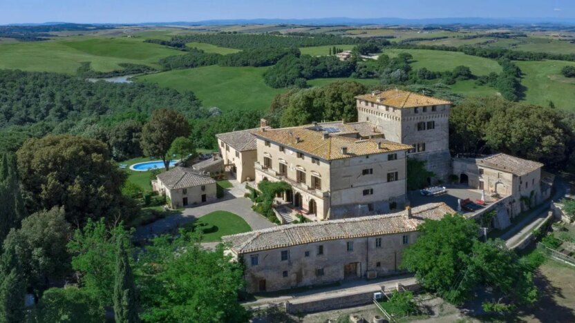 Villas for Rent in Buonconvento Val d'Orcia Tuscany-Castelnuovo Tancredi