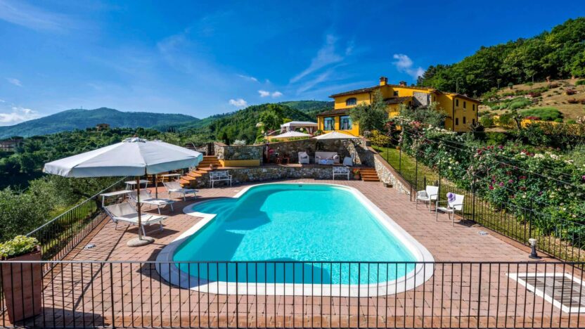 Villas for Rent in Casalguidi Lucca Tuscany-Villa Solaria