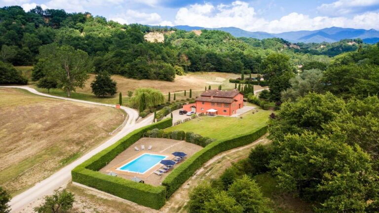 Villa Casa Rossa Reggello Florence Tuscany