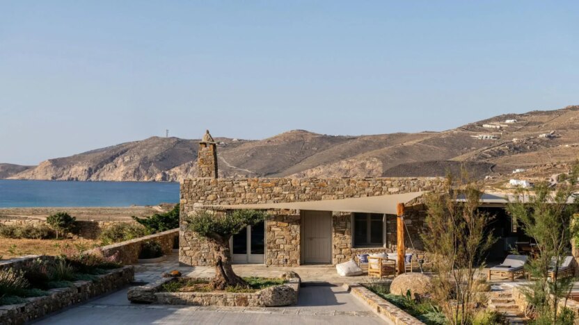 Villa for Rent in Ftelia Mykonos-Villa Isla