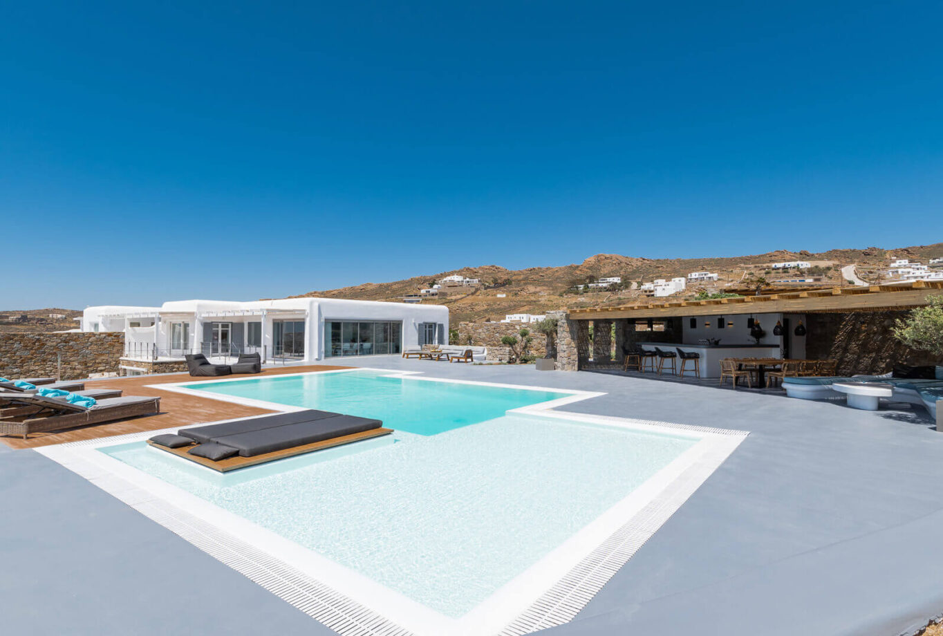 Villas for Rent in Elia Mykonos-Villa Amos
