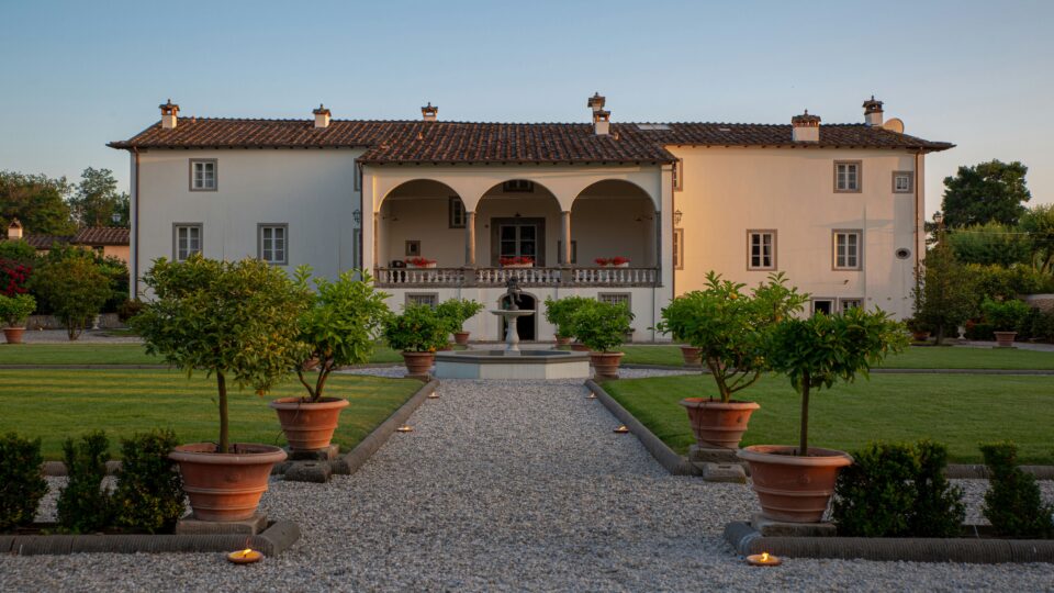 Villa Moscheni Capannori Tuscany
