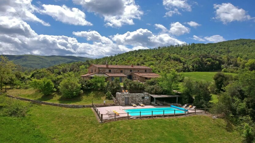 Villas for Rent in Guardistallo Tuscany-Villa Ginestra