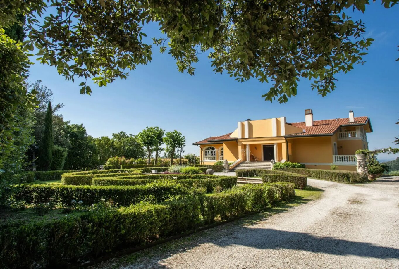 Villas for Rent in Montecatini Terme Tuscany-Villa Alfresco