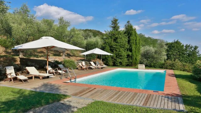 Villas for Rent in Lucca Tuscany-Villa Il Vignale