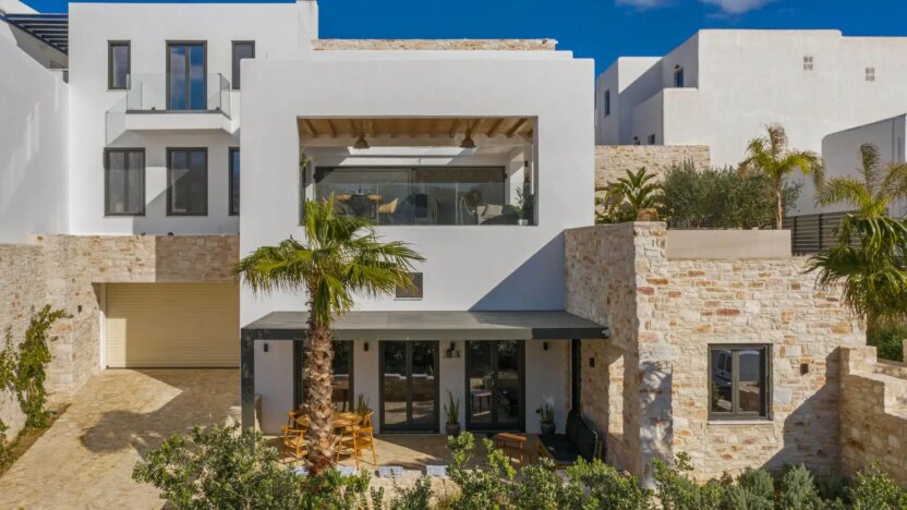 Paros Villas for Rent Villa Magdalena Piso Livadi Paros