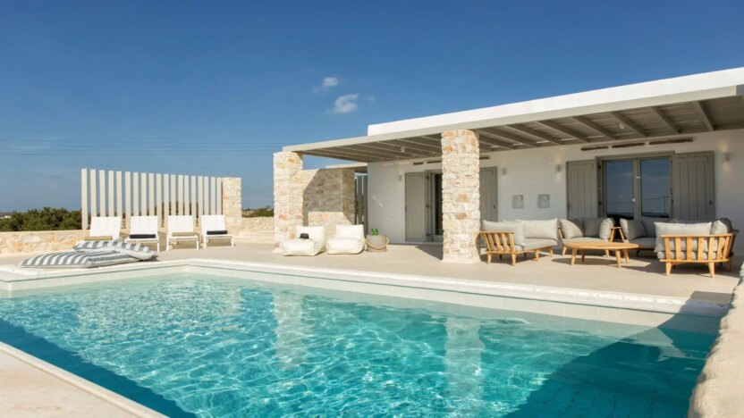 Paros Villas for Rent Villa Nolan Makria Miti Paros