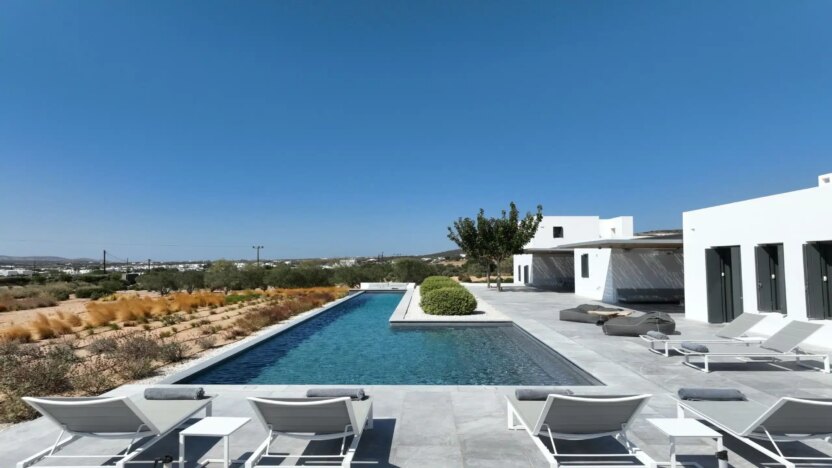 Paros Villas for Rent Villa Nyomi Alyki Paros