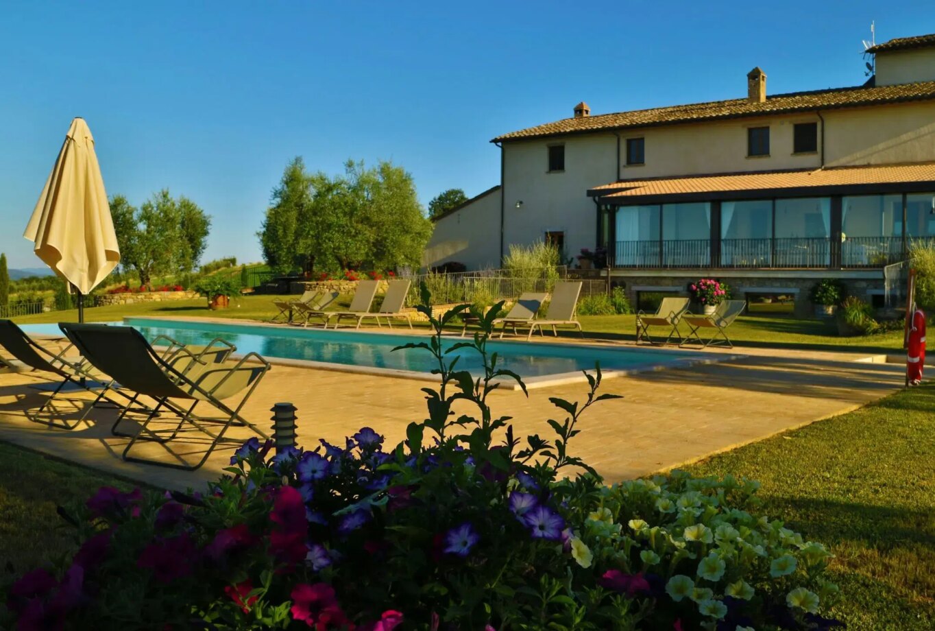 Villas for Rent in Sarteano Tuscany-Villa Le Buche