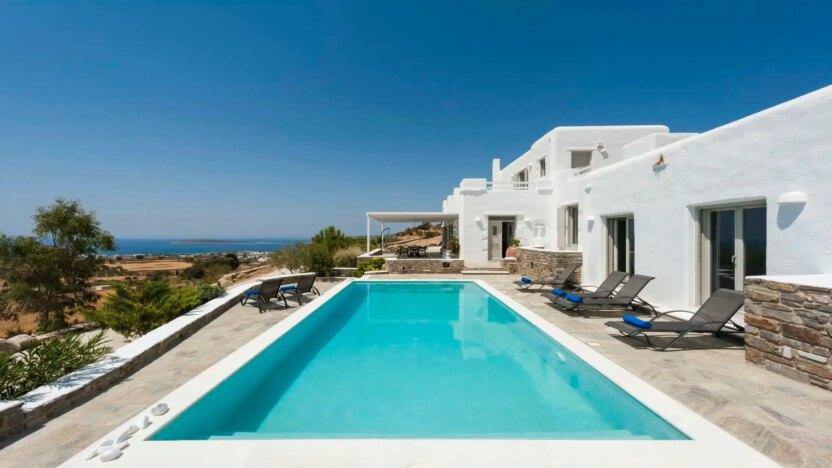 Paros Villas for Rent Villa Iris Agkeria Paros