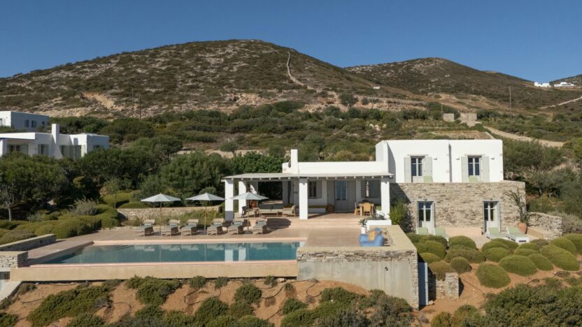 antiparos_villas_for_rent_villa_adelaide