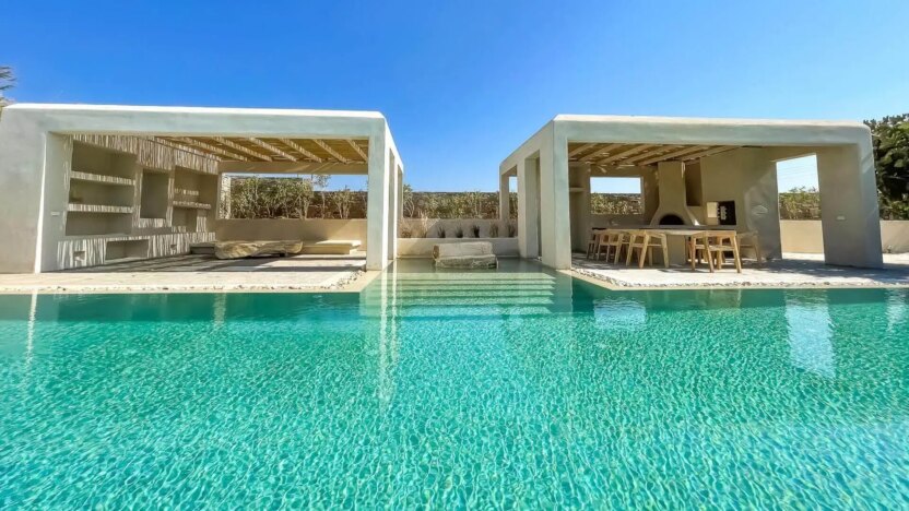 Paros Villas for Rent Villa Carmina Tsoukalia Paros