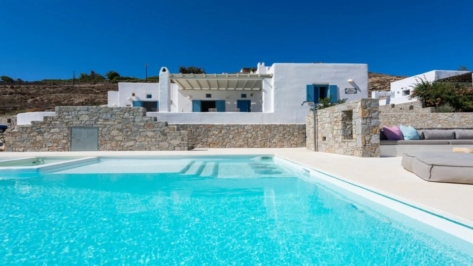 Paros Villas for Rent Villa Regina Kolimpithres Paros