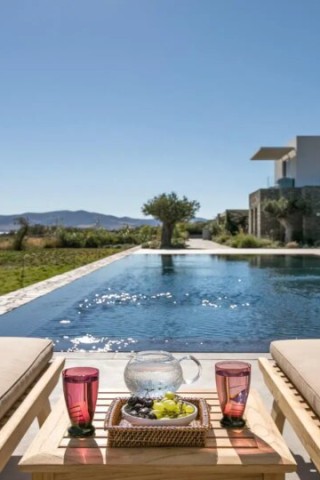 Paros Villas for Large Groups - Kinglike Concierge