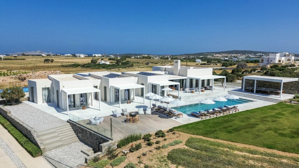 paros_villas_for_rent_villa_hazel