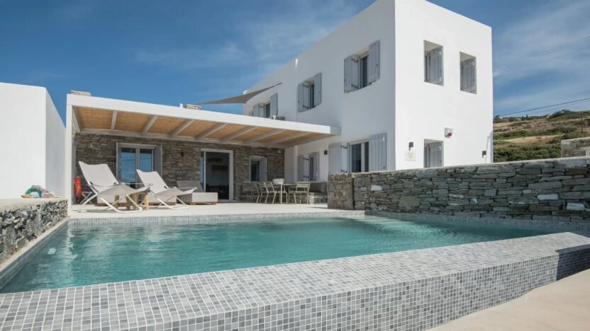 Paros Villas for Rent Villa Claudia Isterni Paros