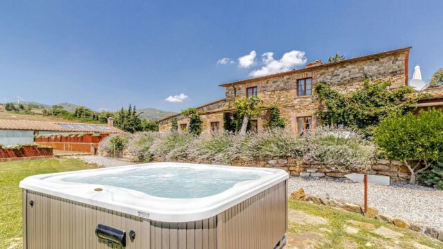 Villas for Rent in Montecatinial val di Cecina Tuscany-Villa Siroque