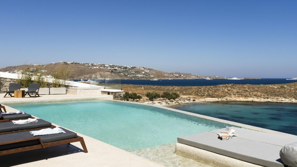mykonos_villas_for_rent_villa_camouflage