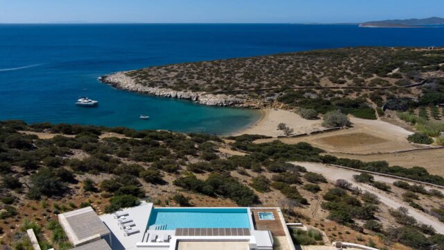 Paros Villas for Rent Villa Loraine Tripiti Paros