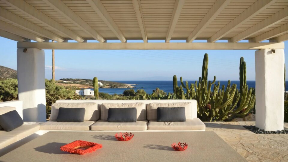 Paros Villas for Rent Villa Majorelle Faragkas Paros