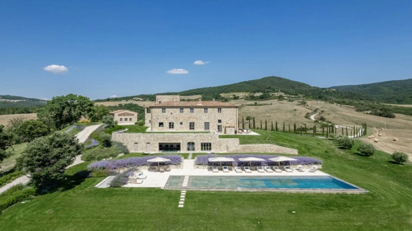 Villas for Rent in Radicondoli Tuscany-Podere Tesoro