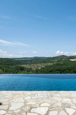 Tuscany Villas Close to a Winery - Kinglike Concierge