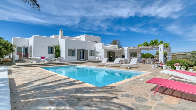 Paros Villas for Rent Villa Oliver Naousa Paros