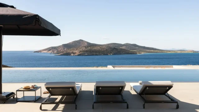 Why visit Antiparos?