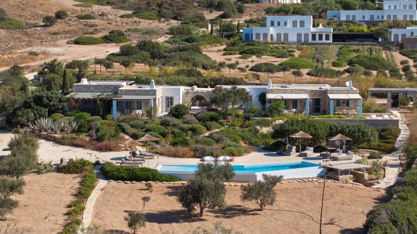 antiparos_villas_for_rent_villa_arina