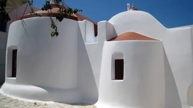 A Historical Tour of Mykonos: Museums, Monuments, and More