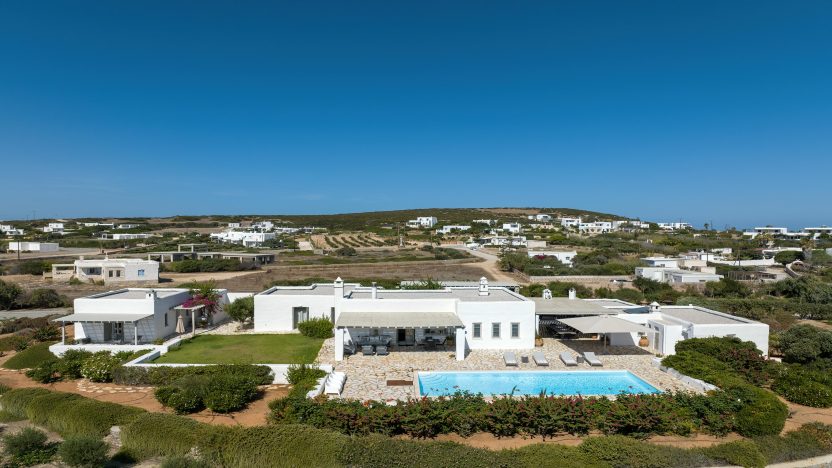 paros_villas_for_rent_villa_azura